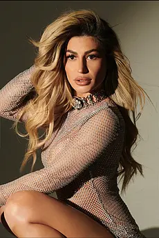 Betty duos with Oana