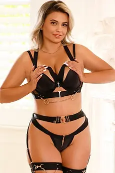 Aida Notting Hill escort