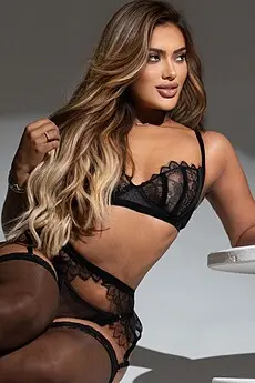 Gaby (22) London Escort