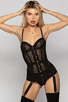 Virginia (25) London Escort