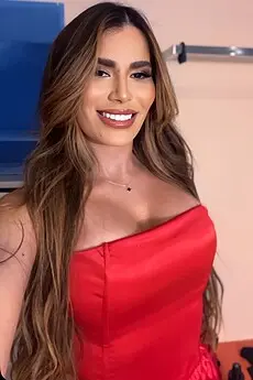 Clementina Earls Court escort