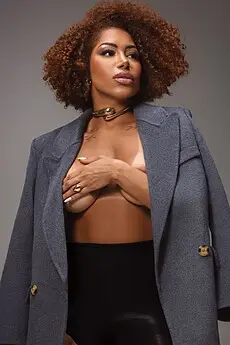 Silky (28) London Escort