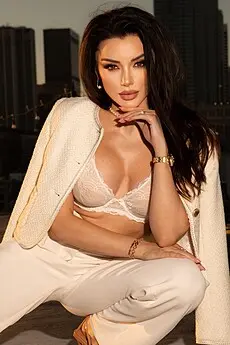 Emily Baker Street escort