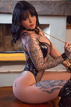 Theodora Sloane Square escort