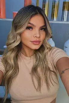 Cruz Marylebone escort