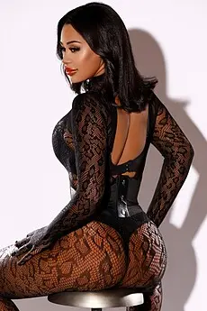 Astrid Earls Court escort