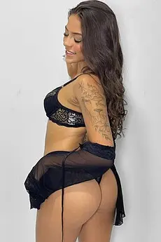 Taliah Earls Court escort