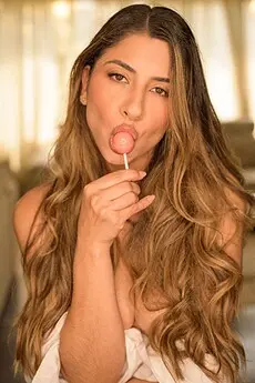 Kessia Earls Court escort