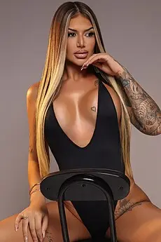 Donatella Paddington escort