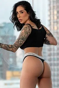 Lucinda Fitzrovia escort
