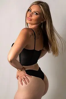 Lottie Marylebone escort