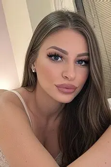 Lottie Marylebone escort