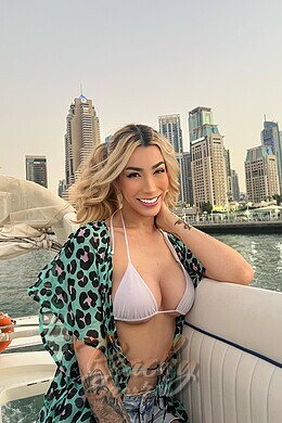 Liv, Earls Court, Brazilian Escort