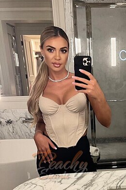Anissa, Mayfair, E. European Escort