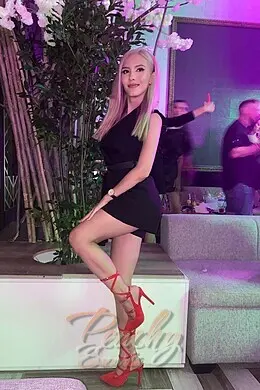 Josie gallery image 11