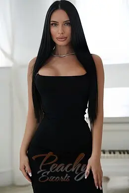 Adriana, Earls Court, E. European Escort