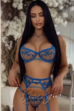 Adriana, Earls Court, E. European Escort