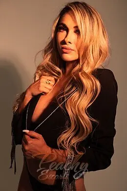 Lizza, Earls Court, Brazilain Escort