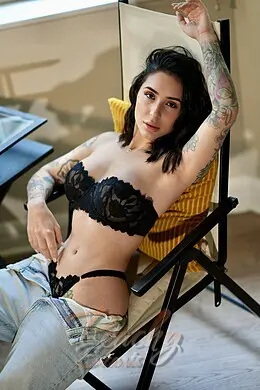 Lucinda, Earls Court, Brazilian Escort