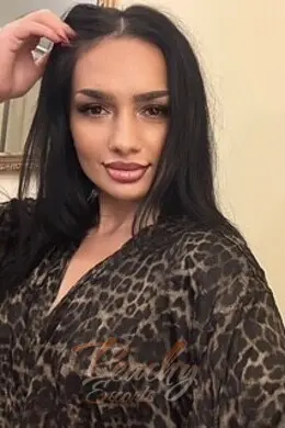 Natalie, Mayfair, E. European Escort