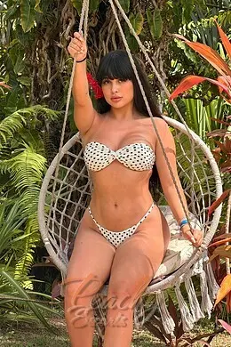 Fernanda gallery image 2