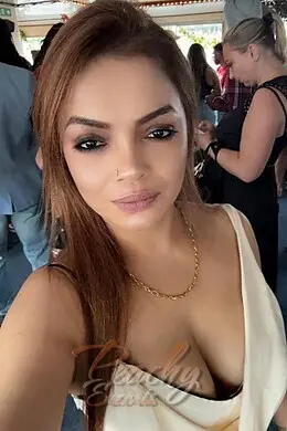 Zoya, Paddington, Indian Escort