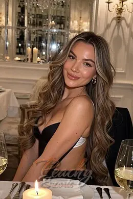 Jessica gallery image 3