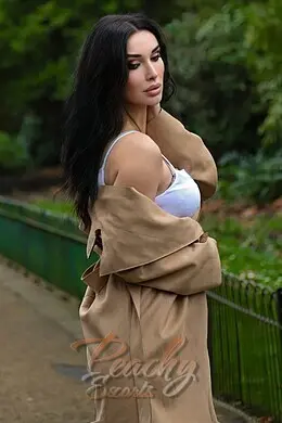 Kalina gallery image 8