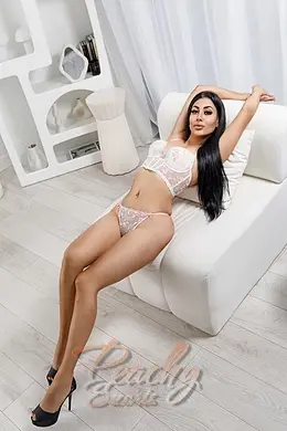 Martha gallery image 8