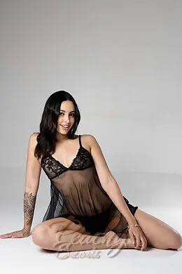 Gabriela gallery image 2