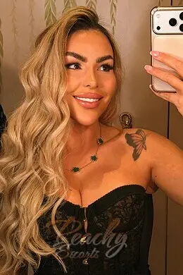 Larsa gallery image 6