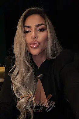 Larsa gallery image 9