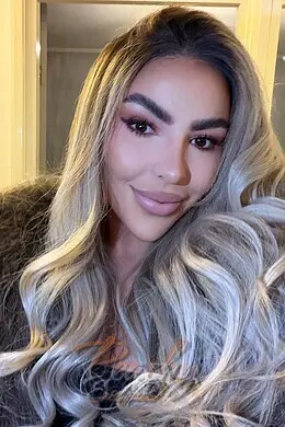 Larsa gallery image 7