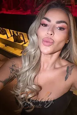 Larsa gallery image 14