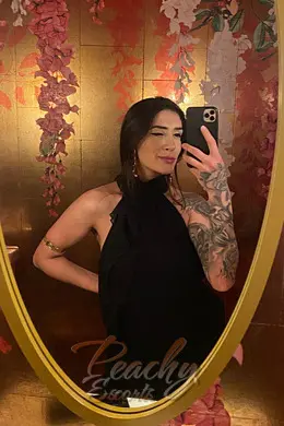 Linda gallery image 12