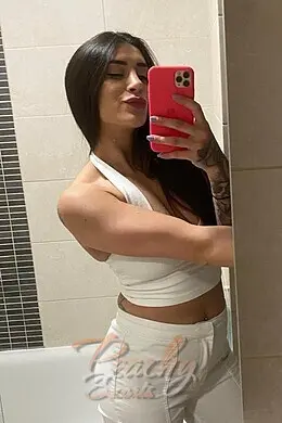 Linda gallery image 11