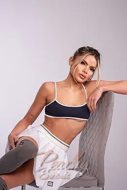 Cruz gallery image 4