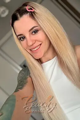 Tylor gallery image 2