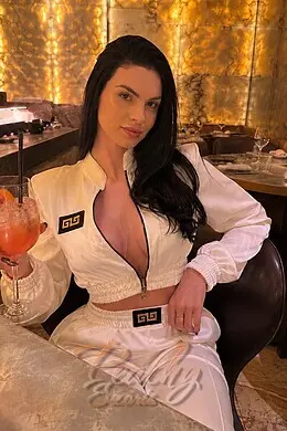 Gabbi gallery image 16