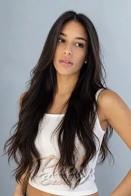 Carmella gallery image 3