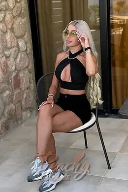 Charlotte gallery image 7