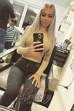 Charlotte gallery image 6
