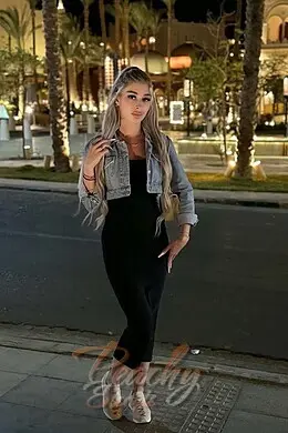 Charlotte gallery image 9