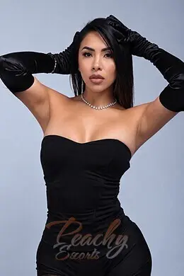Dani gallery image 2